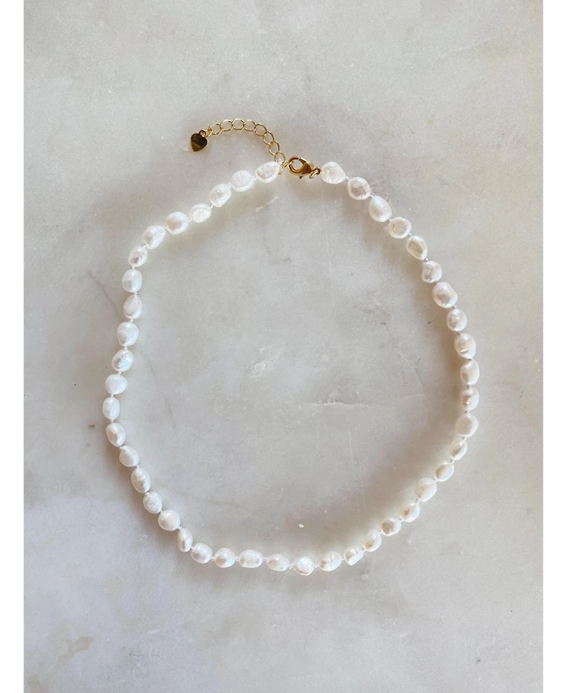 Untamed Petals Alyx Freshwater Pearl Necklace