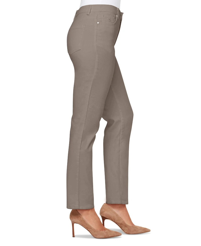 Gloria Vanderbilt Petite Amanda High Rise Straight-Leg Jeans