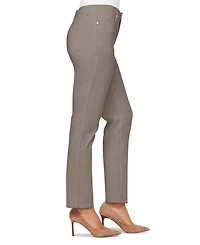 Gloria Vanderbilt Petite Amanda High Rise Straight-Leg Jeans
