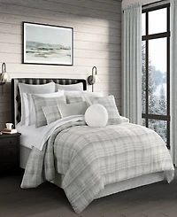 J Queen New York Alejandro Plaid 4-Piece Comforter Set