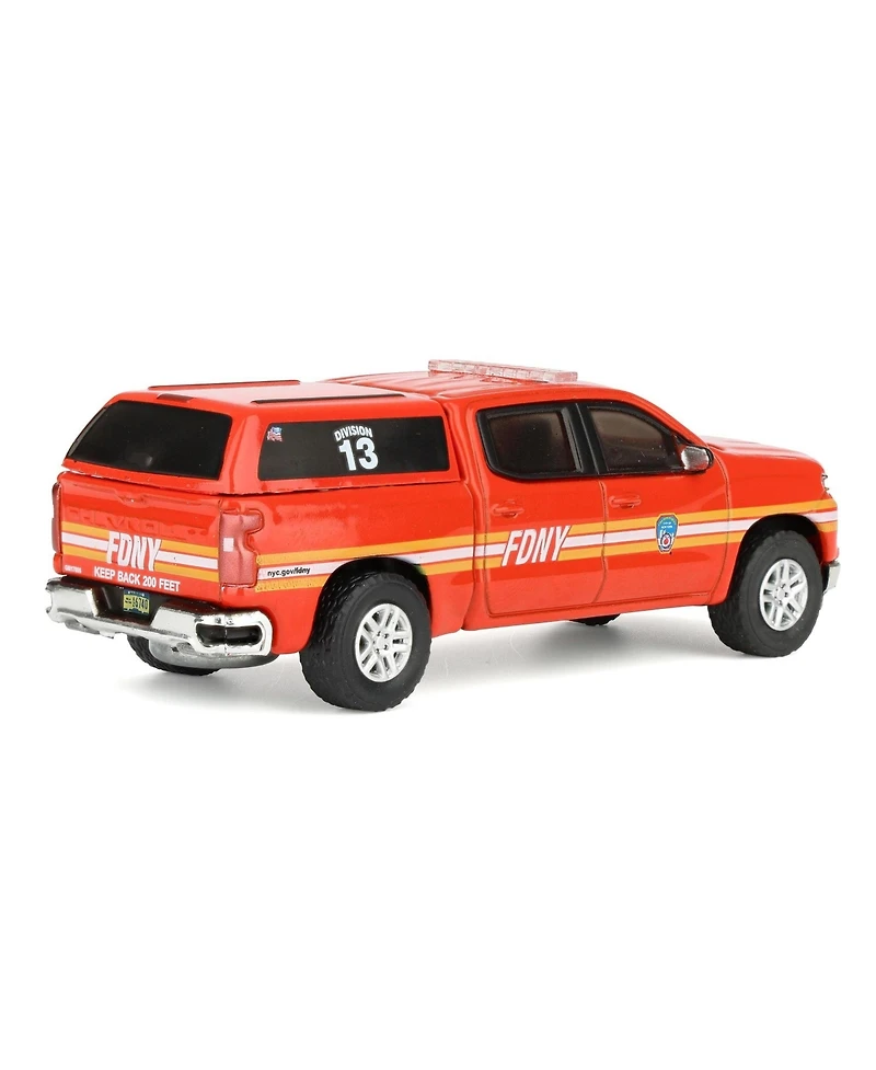 Greenlight 1/64 2023 Chevrolet Silverado, Fdny, Fire and Rescue Series 5