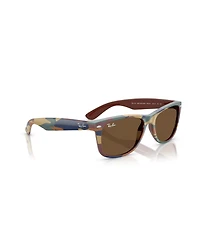 Ray-Ban Unisex New Wayfarer Classic Square Sunglasses, RB2132