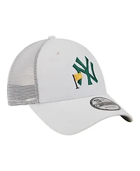 New Era Men's White New York Yankees Flag 9FORTY Trucker Adjustable Hat