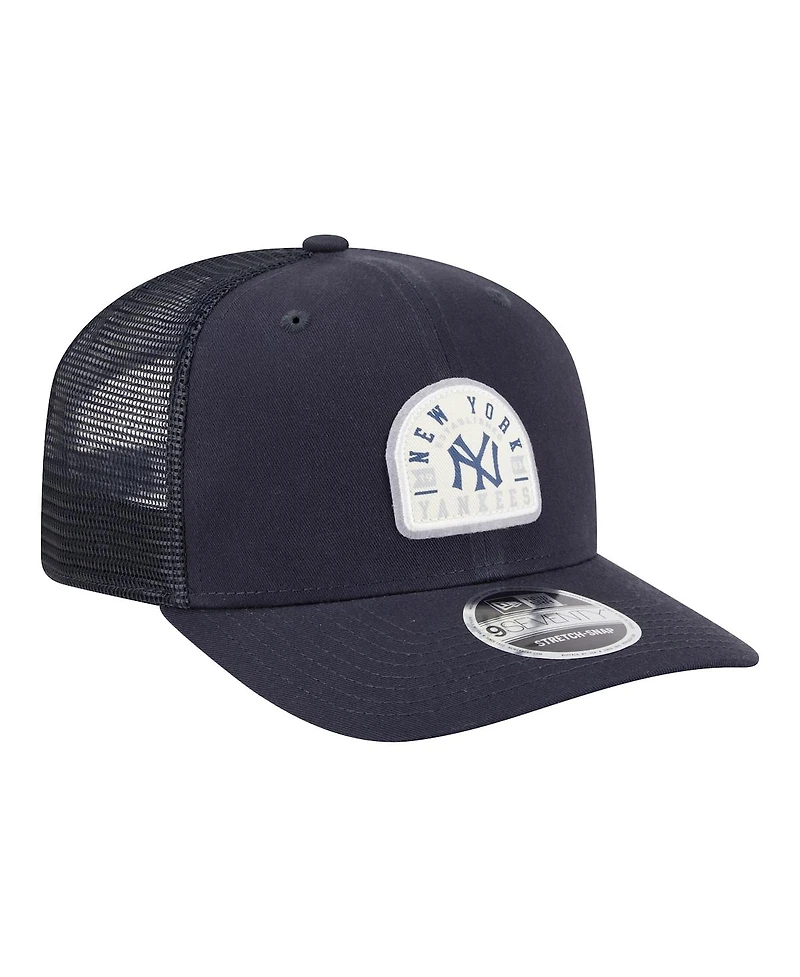 New Era Men's Navy New York Yankees Throwback Contest 9SEVENTY Adjustable Trucker Hat