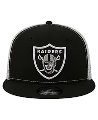 New Era Men's Black Las Vegas Raiders Core Team 9FIFTY Trucker Snapback Hat
