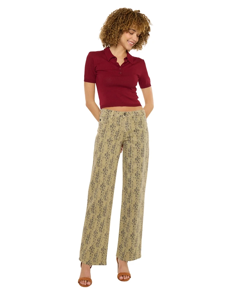 KanCan Women's Snakeskin Print Mid Rise Slim Wide-Leg Jeans