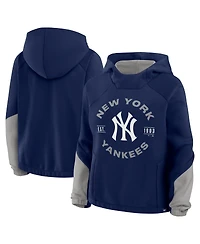 Fanatics Women's Navy New York Yankees Oversized Time to Win Pullover Hoodie