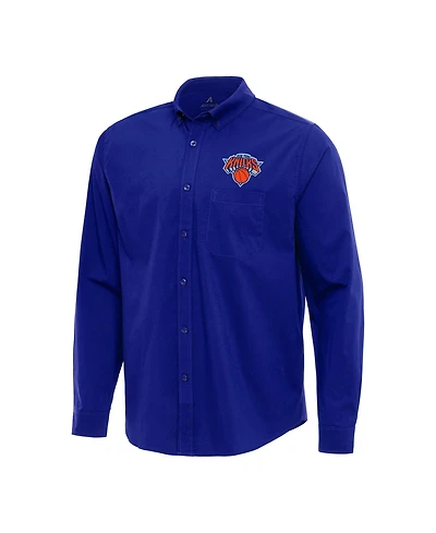 Antigua Men's Royal New York Knicks Flight Woven Tri-Blend Long Sleeve Button-Down Shirt