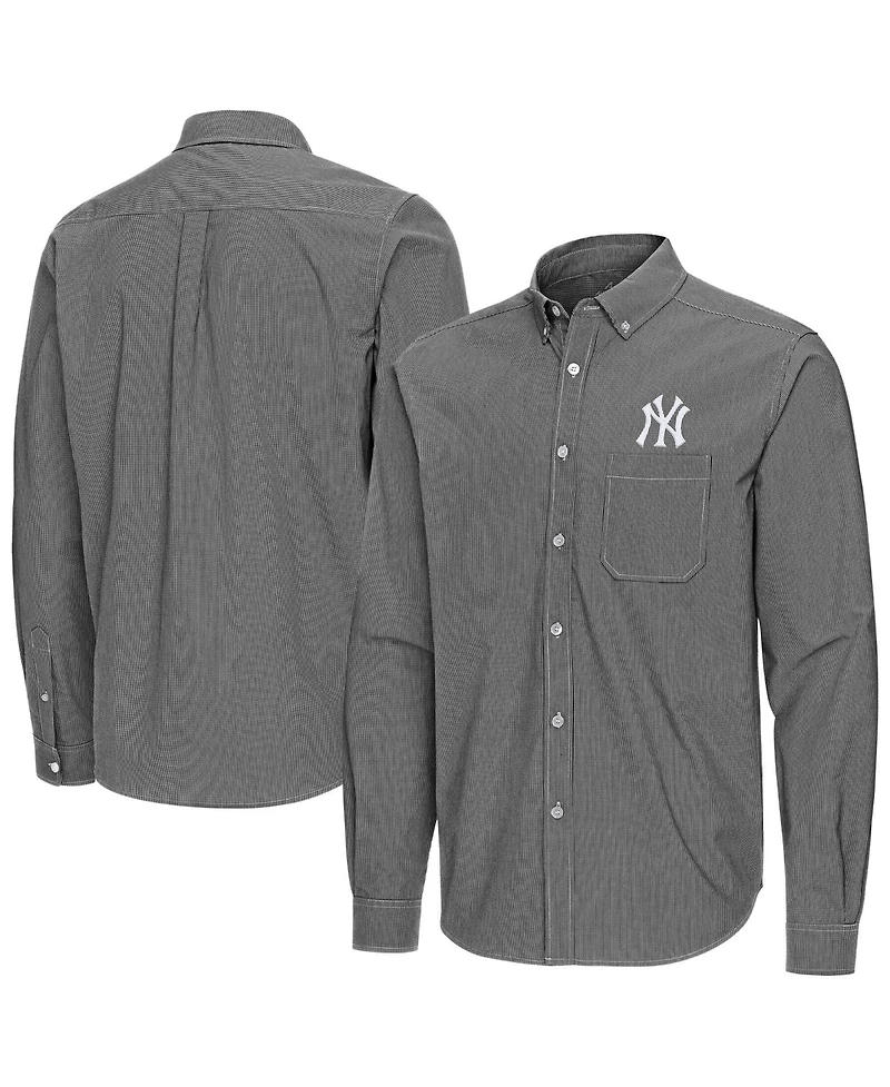 Antigua Men's New York Yankees Porter Woven Long Sleeve Button-Down Shirt