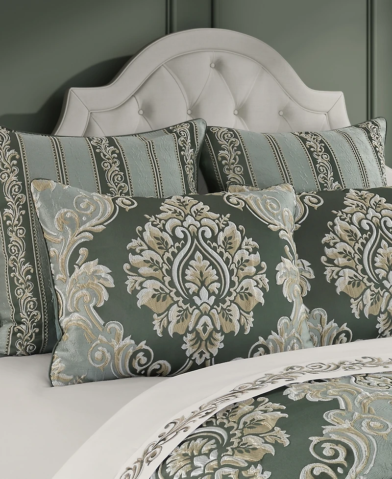 J Queen New York Alina Floral 4-Piece Comforter Set
