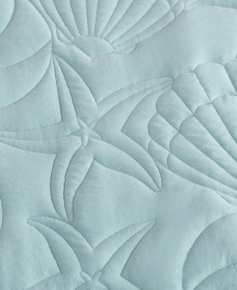 Carribbean Joe Shell Outline -Piece Quilt Set