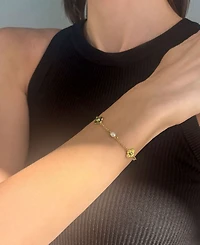 Adornia Gold Natural Freshwater Imitation Pearl and Flower Bracelet