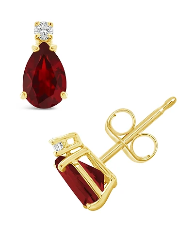 Garnet (1 ct.t.w) and Diamond Accent in 14K Yellow Gold