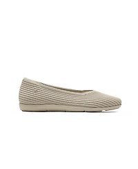 Vivaia Women's Margot Walker Air Lightweight Square-Toe Flats