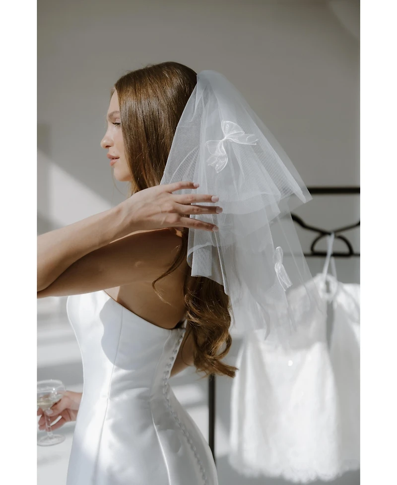Untamed Petals Women's Tie the Knot Mini Veil