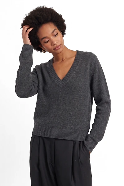 Chinti & Parker Women's Wool-Cashmere V-Neck Sweater