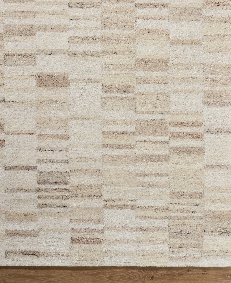Becki Owens x Livabliss Max 540152 5' x 7'6" Runner Area Rug