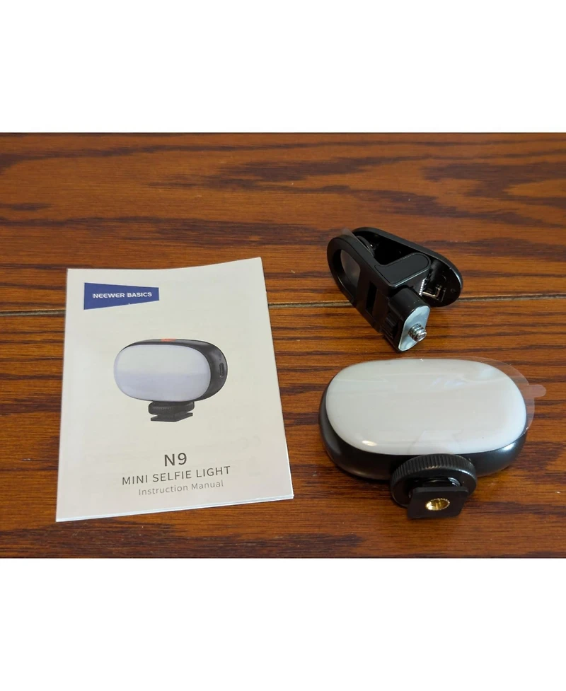 Neewer N9 Led Video Light with 3W, 600mAh, CRI95 for select iPhone models