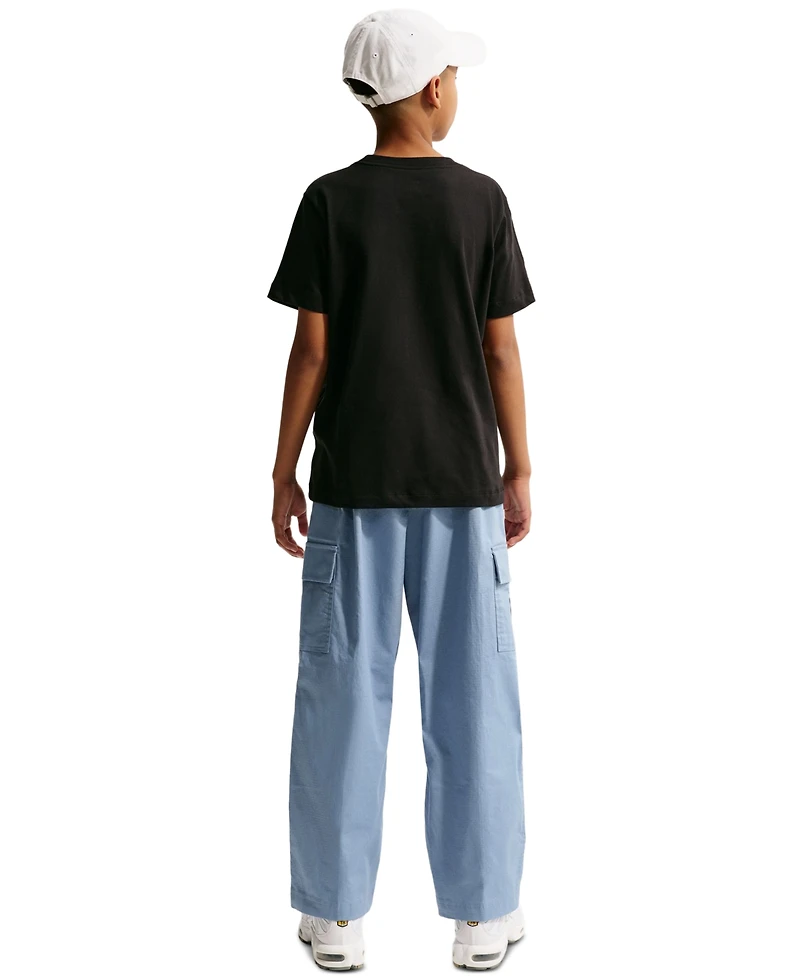Nike Sportswear Boys' and Girls' 8-20 Short-Sleeve T-Shirt