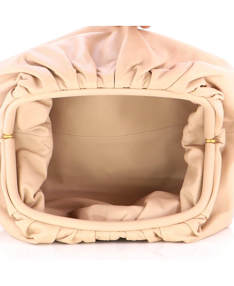 Pre-Owned Bottega Veneta The Pouch Leather