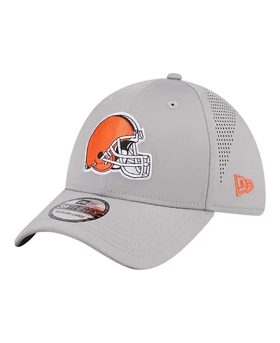 New Era Men's Gray Cleveland Browns Perforated 39THIRTY Flex Hat