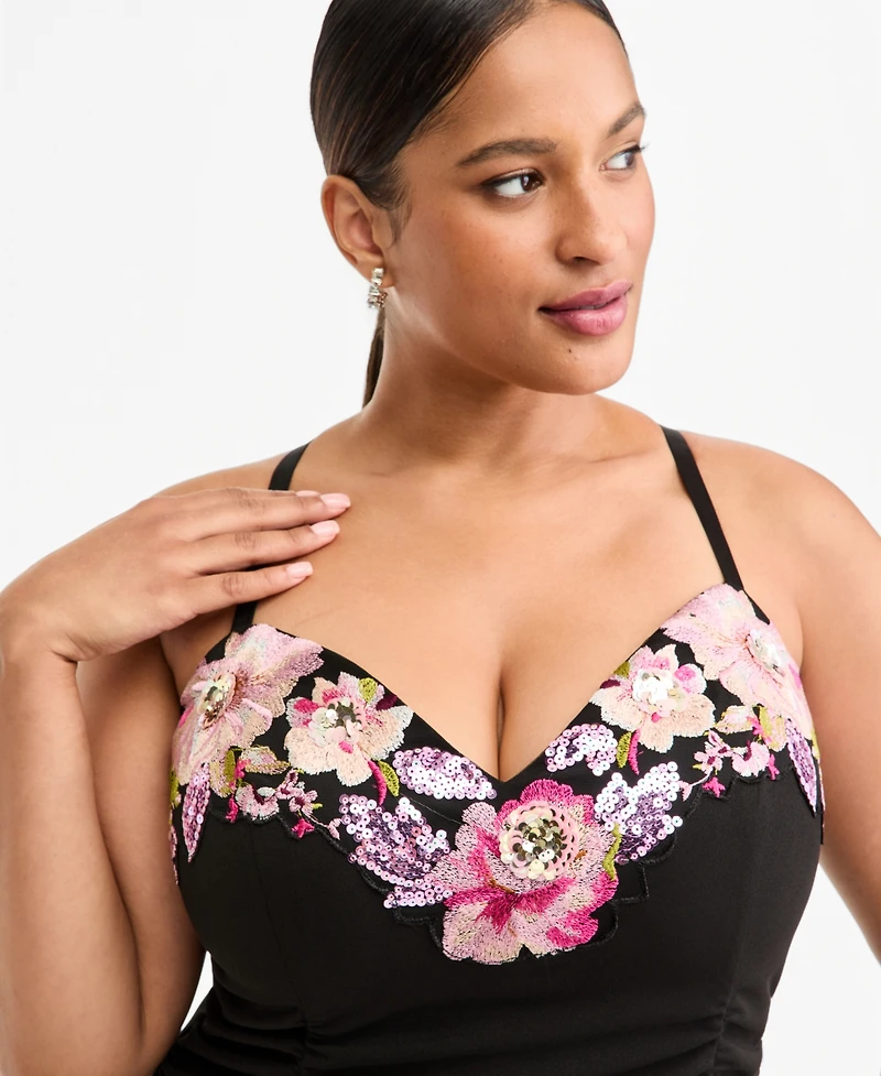Emerald Sundae Plus Scuba Body-Con Sequined Embroidery Gown