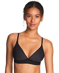 b.tempt'd Women's by Wacoal Low Coverage Plunge Bralette, 916320