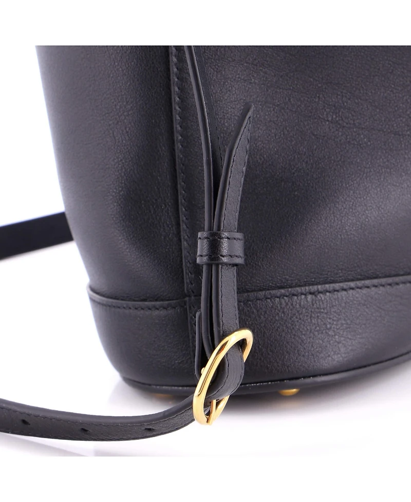 Pre-Owned Gucci Small Diana Bucket Bag Leather