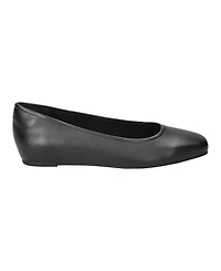 Easy Street Women's Crescent Slip-On Ballet Flats