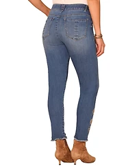 Democracy Petite High-Rise Slim Floral Embroidery Jeans
