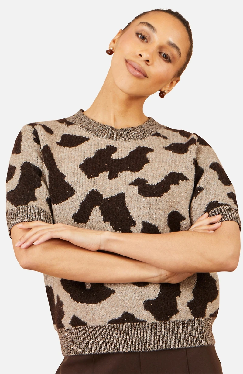 Yumi Women's Leopard Intarsia Short-Sleeve Sweater