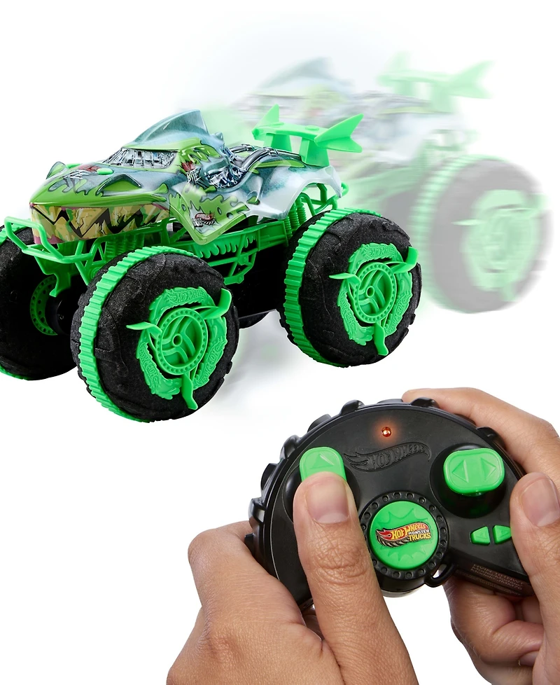 Hot Wheels 1:15 Scale Monster Trucks Mutant Chaos All-Terrain Great Bite Rc Remote-Control Toy