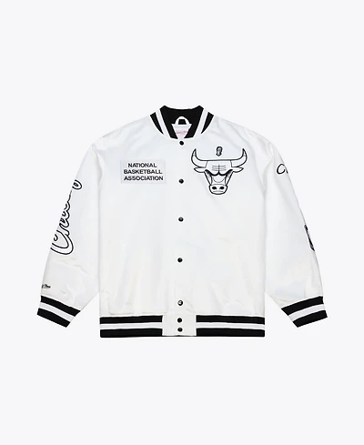 Mitchell & Ness Men's White Chicago Bulls Arctic Lightweight Full-Snap Satin Jacket
