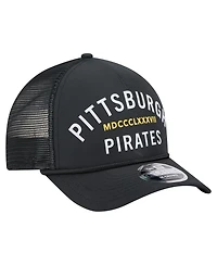 New Era Men's Black Pittsburgh Pirates Minimalist 9FORTY A-Frame Adjustable Hat