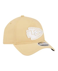 New Era Men's Tan Kansas City Chiefs Apex 9FORTY Adjustable Hat