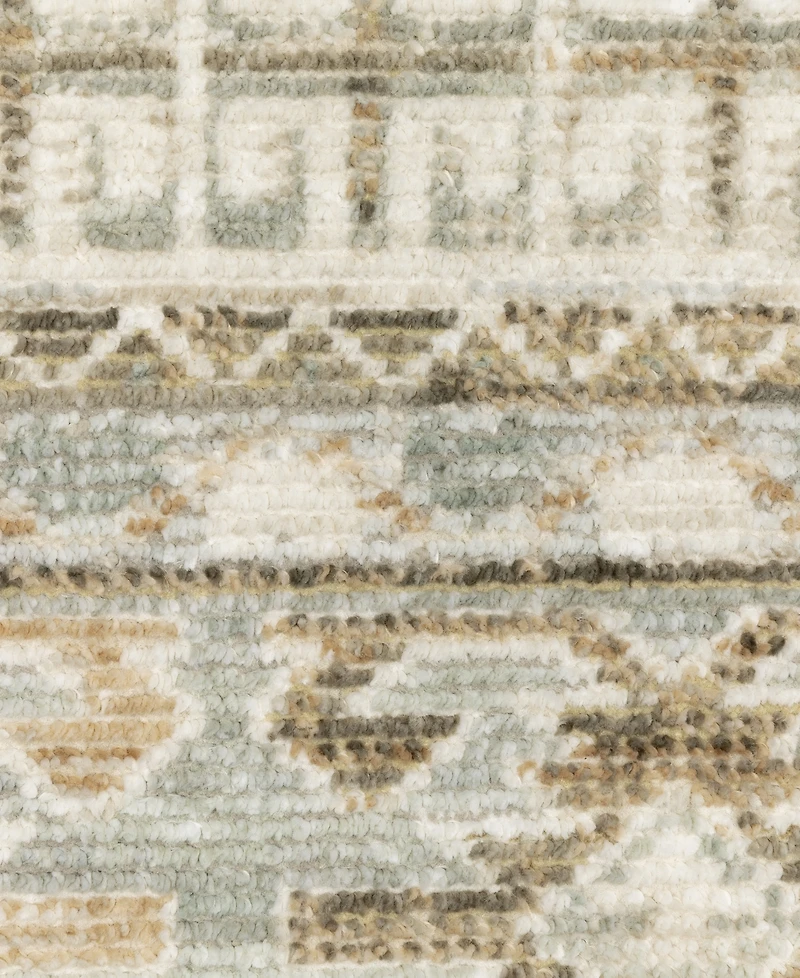 Oriental Weavers Lola LLA04 6'7"x10' Area Rug