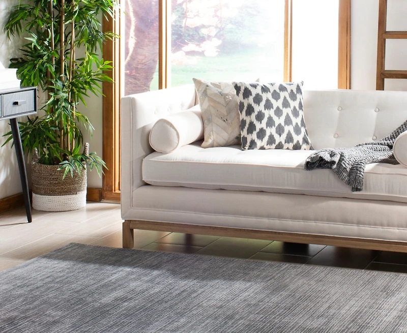 Safavieh 94" x 7" x 7" 8'x10' Area Rug