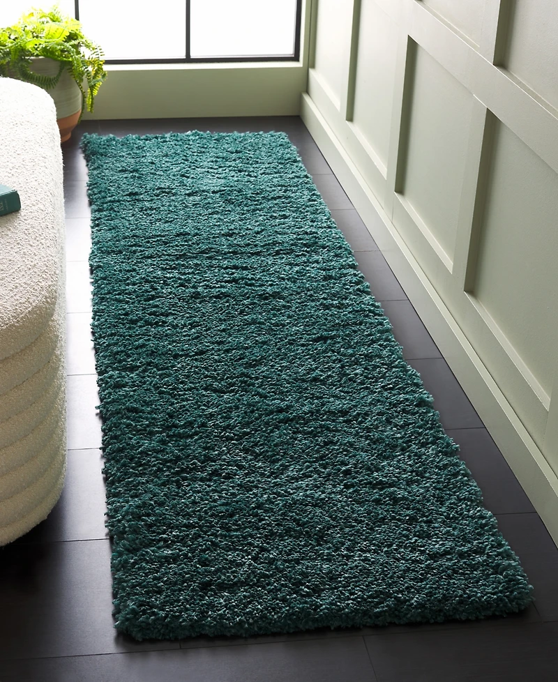 Safavieh 28" x 7" x 7" 2'3"x8' Runner Area Rug