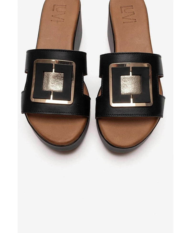 Forever and Always Shoes Women's Hiola Leather Platform Sandal