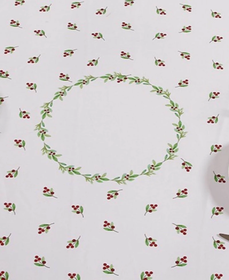 Avanti Holly Plaid Round Tablecloth, 70" x 70"