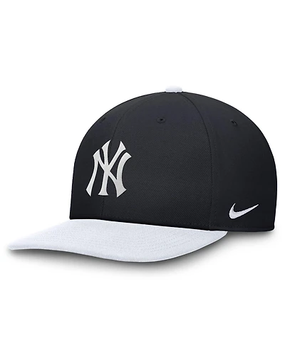 Nike Men's Navy/White New York Yankees Pro Dri-fit Snapback Hat
