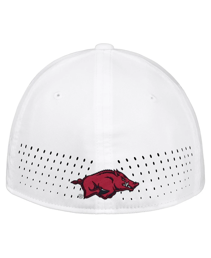 Nike Men's White Arkansas Razorbacks 2026 On-Field AeroBill SwooshFlex Dri-fit Hat