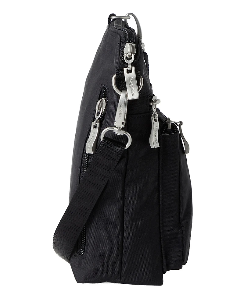 Baggallini Modern Pocket Adjustable Strap Crossbody Bag