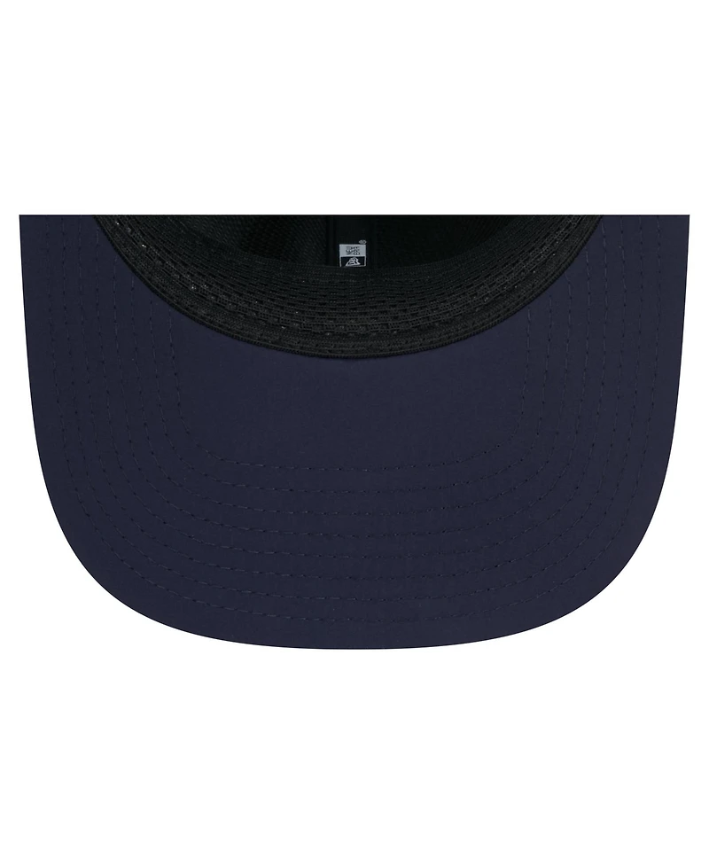 New Era Men's Navy Chicago Bears 2026 Sideline 9SEVENTY Adjustable Hat