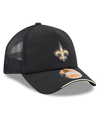 New Era Men's Black New Orleans Saints 2026 Sideline Apex 9FORTY Adjustable Trucker Hat