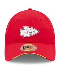 New Era Men's Red Kansas City Chiefs 2026 Sideline Casual Classic Adjustable Hat