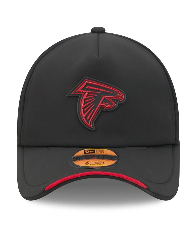 New Era Men's Black Atlanta Falcons 2026 Sideline Apex 9FORTY Adjustable Trucker Hat