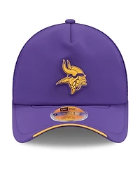 New Era Men's Purple Minnesota Vikings 2026 Sideline Apex 9FORTY Adjustable Trucker Hat