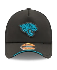 New Era Men's Black Jacksonville Jaguars 2026 Sideline Apex 9FORTY Adjustable Trucker Hat