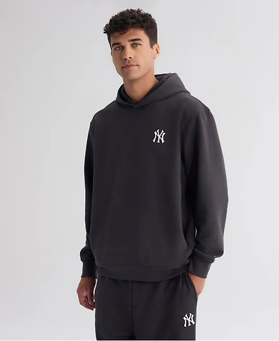 Fanatics Men's Charcoal New York Yankees Clutch Tri-Blend Hoodie